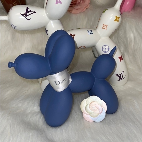 Blue Matte Balloon Dog​​ - Picture 1 of 5